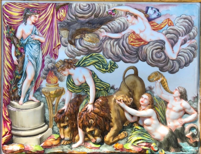 Plaque en porcelaine en bas-relief décorée d'une scène néoclassique. Ginori.