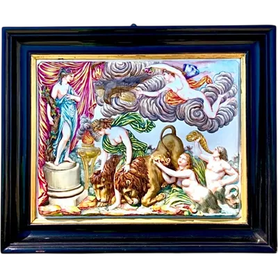 Porcelain panel with a bas-relief depicting a neoclassical scene. Ginori.