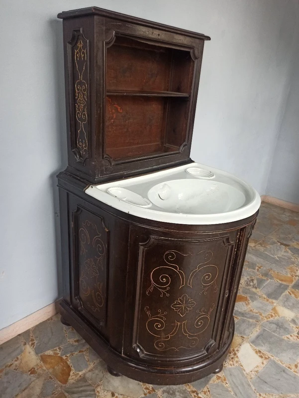 19th-century Italian bathroom vanity