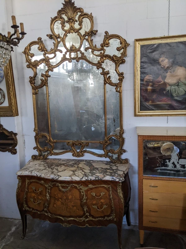 Comò stile Luigi XV