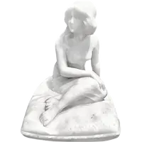 Sculpture en marbre représentant un nu féminin voilé, signée Eugenio Battiglia (1858-1941).