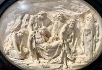 Bas-relief en mousse de mer (magnésite) représentant la Déposition du Christ. France.