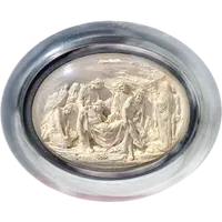 Bas-relief en mousse de mer (magnésite) représentant la Déposition du Christ. France.
