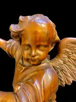 Paire d'anges en pied sculptés dans le bois. Ligurie.