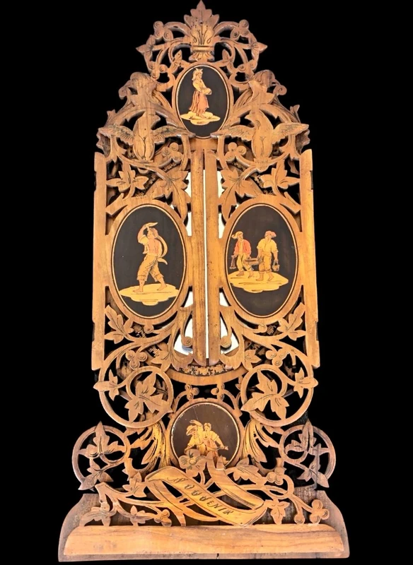 Travel mirror with two folding doors made of carved and inlaid wood