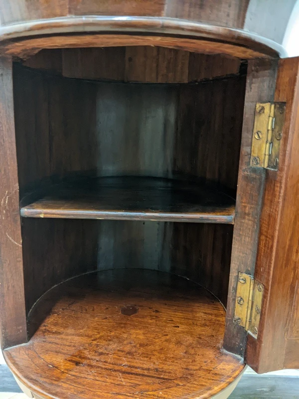 Comodino a calice di stile Impero