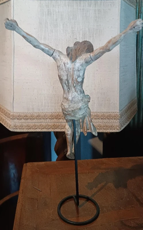 Antico cristo in legno policromo XVII secolo Italia