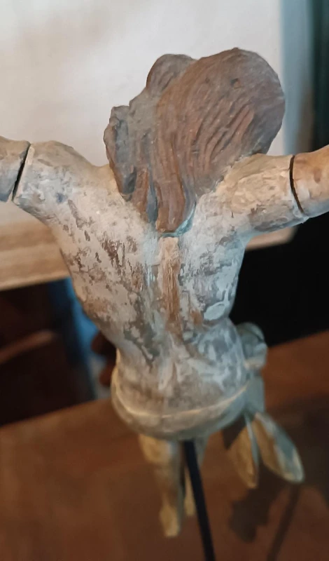 Antico cristo in legno policromo XVII secolo Italia