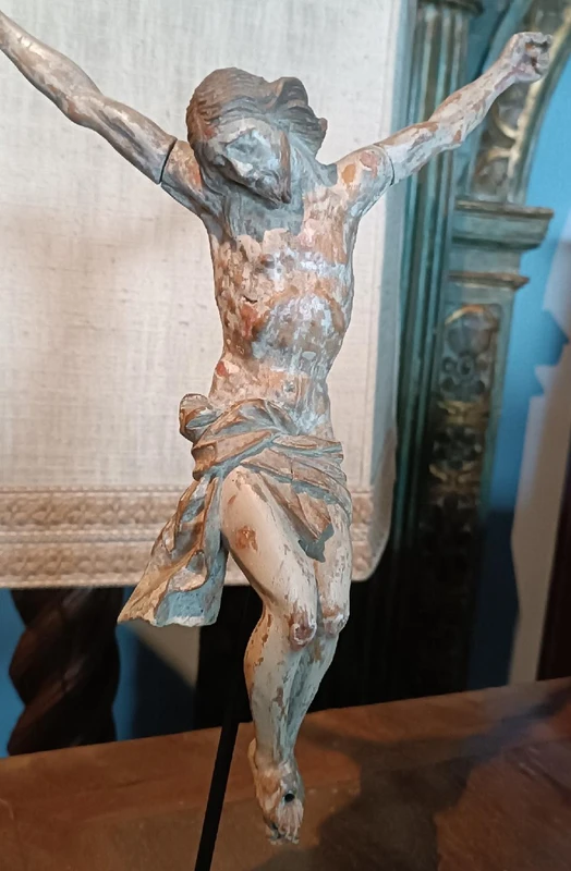 Antico cristo in legno policromo XVII secolo Italia