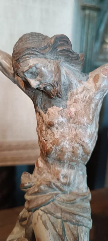 Antico cristo in legno policromo XVII secolo Italia