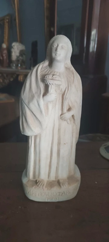 Ancient marble sculpture depicting Saint Lucy