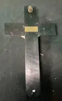 Cristo in avorio su croce in legno di ebano.