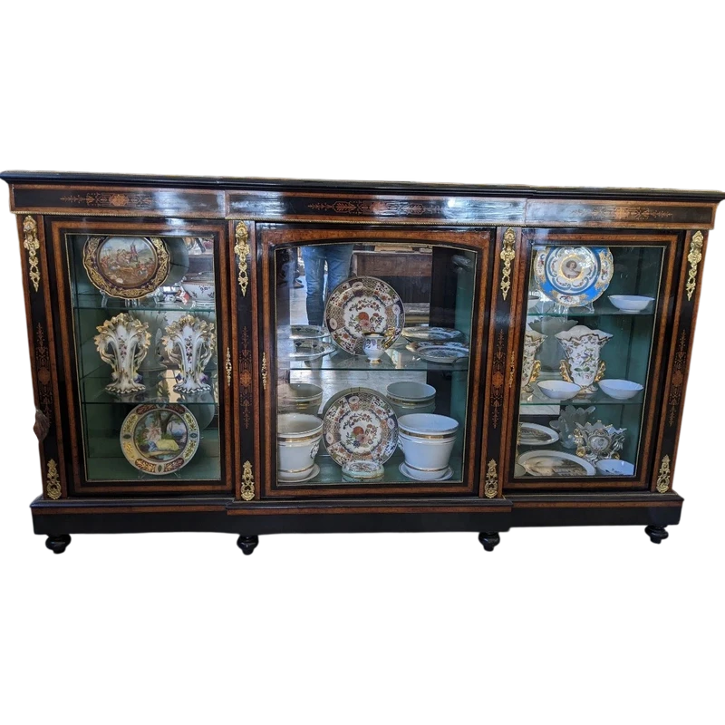 Sideboard -Window NapIII