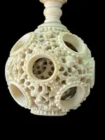 Openwork ivory sculpture: Cantonese "Boul" featuring a male figure.