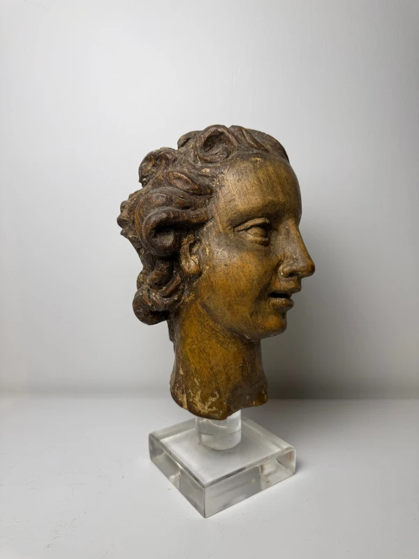 Sculpture en bois représentant une tête d'ange - Gênes (Italie), XVIIe siècle