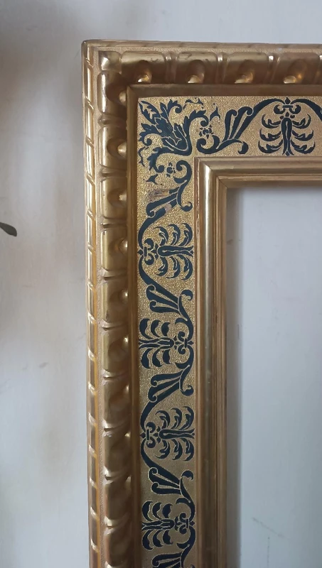 Ancien cadre doré en bois de style Renaissance, 88 x 69,5 cm