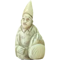 Netsuke in avorio raffigurante personaggio maschile