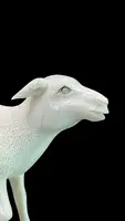 Sculpture en ivoire représentant un mouton. France.