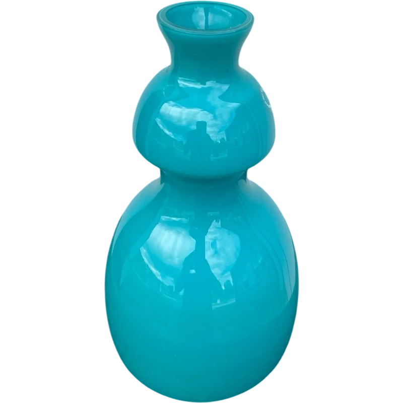 Double-walled glass vase with a tapered body. Manufactured by Nason. Murano.