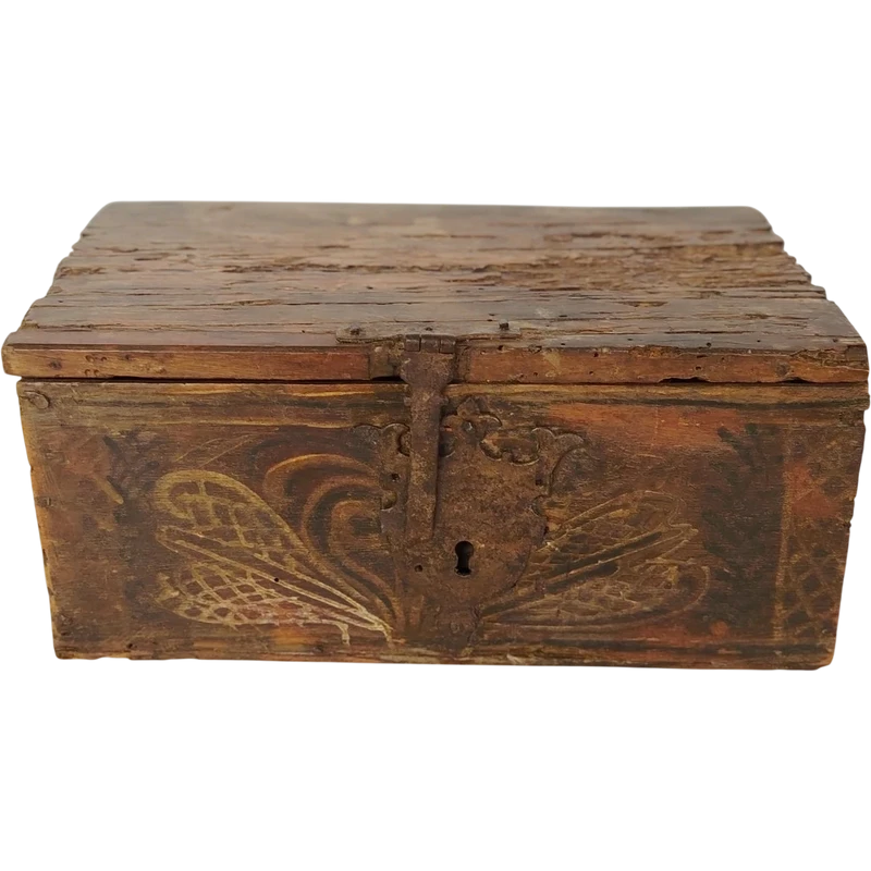 Ancienne boîte en bois de fruit, peinte de motifs stylisés. XVIIe siècle, Italie