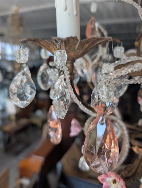 Small 3-Light Chandelier in Gilded Iron, Crystal, and Porcelain – 1950s