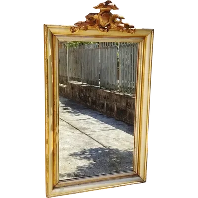 Large 19th-century wooden mirror, gilded in the Mecca style, with a cornice