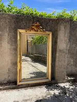 Grand miroir en bois du XIXe siècle, doré à la feuille, avec corniche