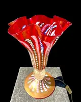 Lampe en verre doublé, avec des incrustations de murrine et de feuille d'or. Marque : La Murrina.