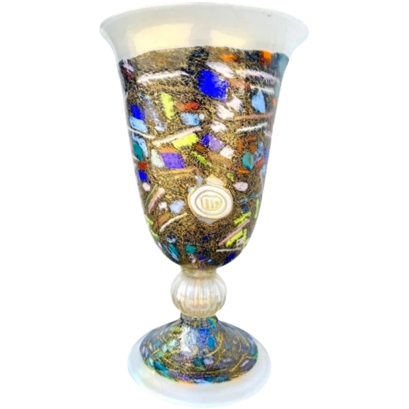 Lampada a forma di vaso-calice con inserti a tessere,murrine e foglia oro. Pezzo unico.