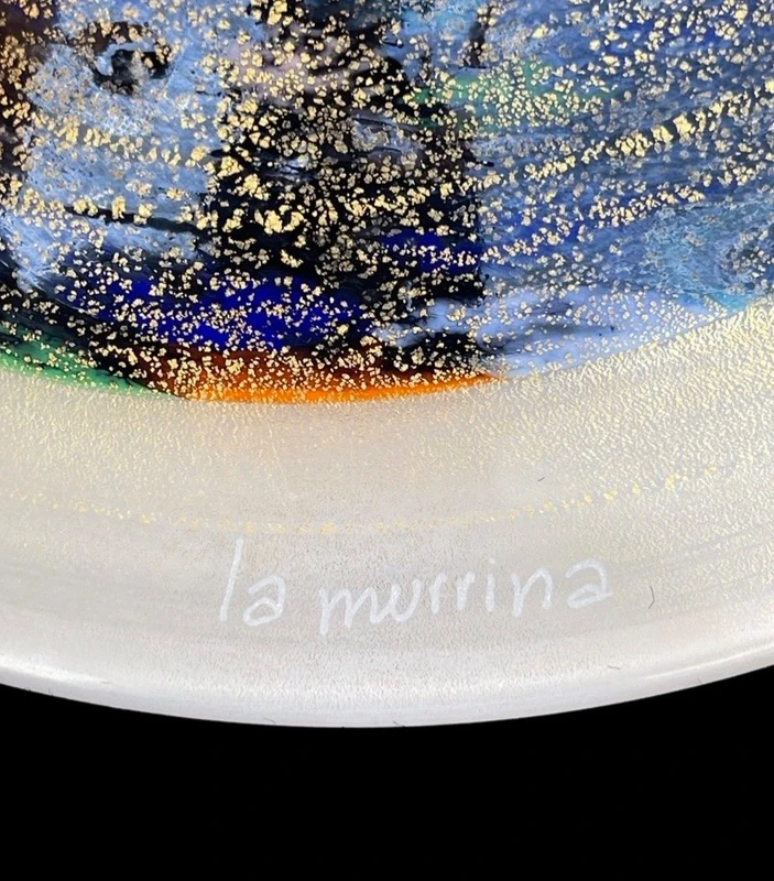 Lampada a forma di vaso-calice con inserti a tessere,murrine e foglia oro. Pezzo unico.