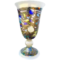 Lampada a forma di vaso-calice con inserti a tessere,murrine e foglia oro. Pezzo unico.