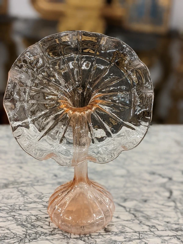 Vaso di forma floreale