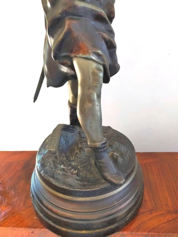Paire de sculptures en métal - « guerriers » Detrier H.66 cm
