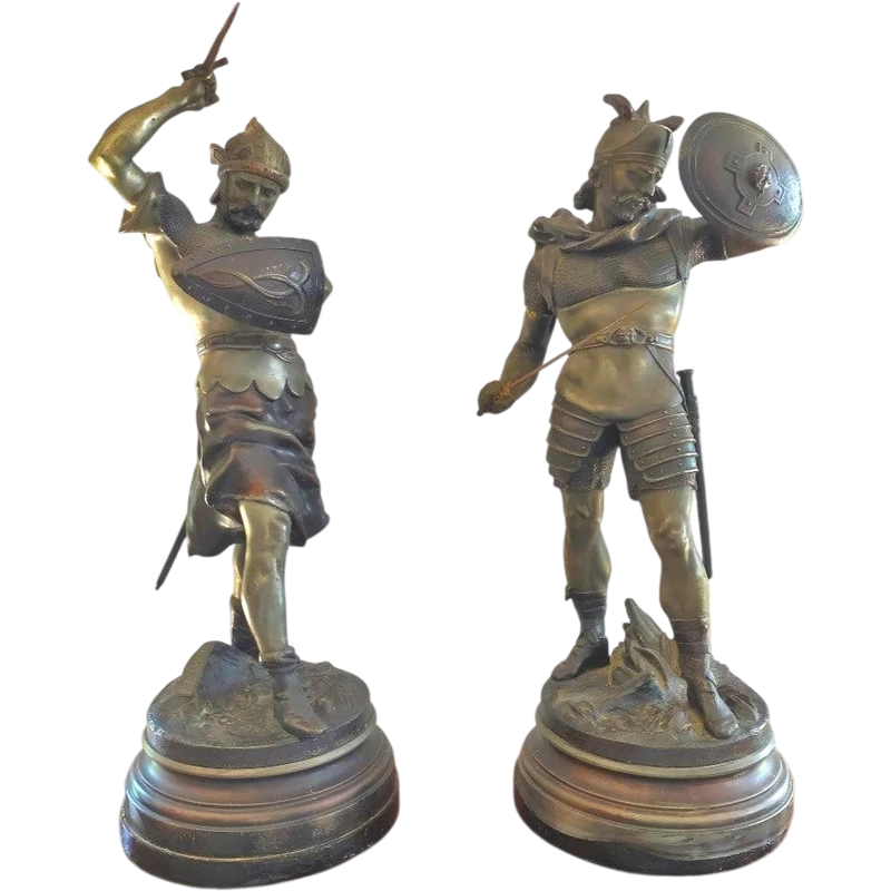 Paire de sculptures en métal - « guerriers » Detrier H.66 cm