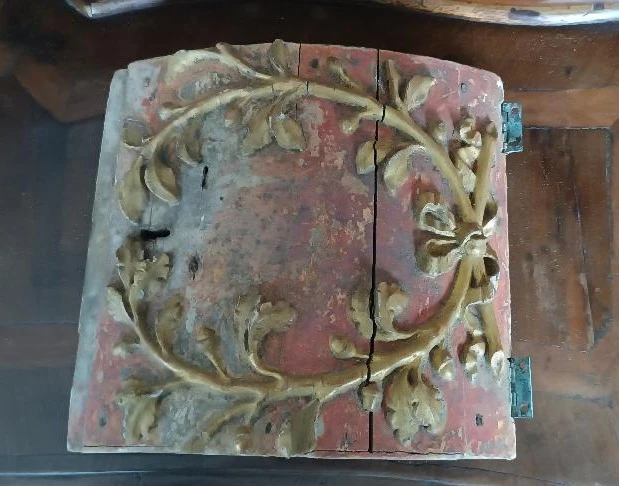 Antique tabernacle door made of lacquered and gilded wood