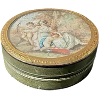 Small tobacco box made of resin and horn