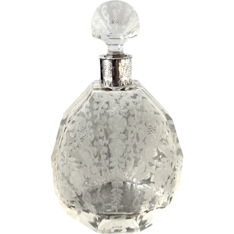 Small octagonal-shaped perfume bottle made of cut crystal