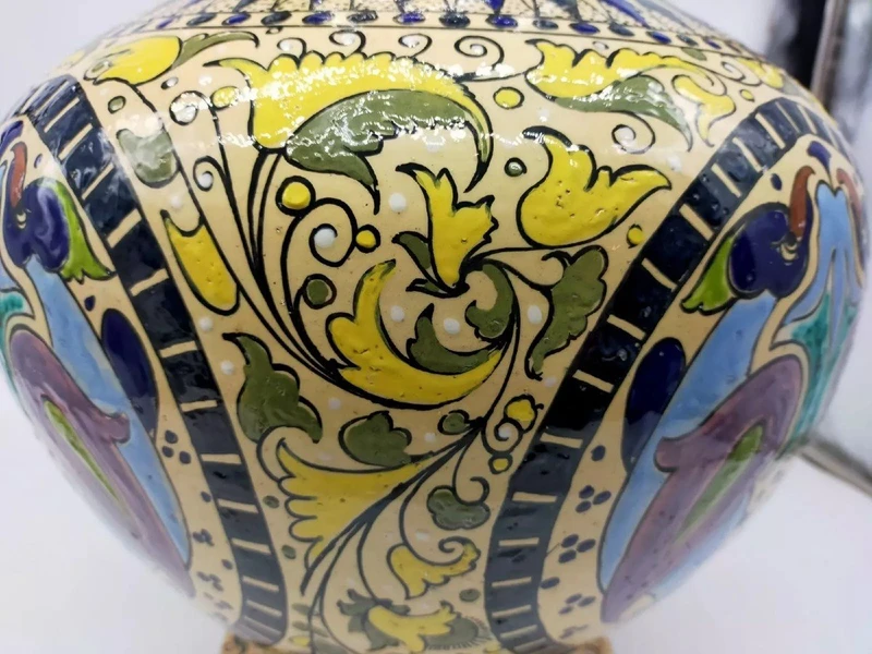 Large Art Nouveau majolica vase