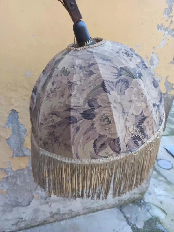 LAMPE DE SOL - ITALIENNE DU DÉBUT DES ANNÉES 1900, RÉGLABLE, EN BOIS