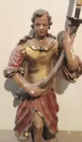 Paire ancienne d'anges porte-rideaux en bois polychrome du XVIIe SIÈCLE