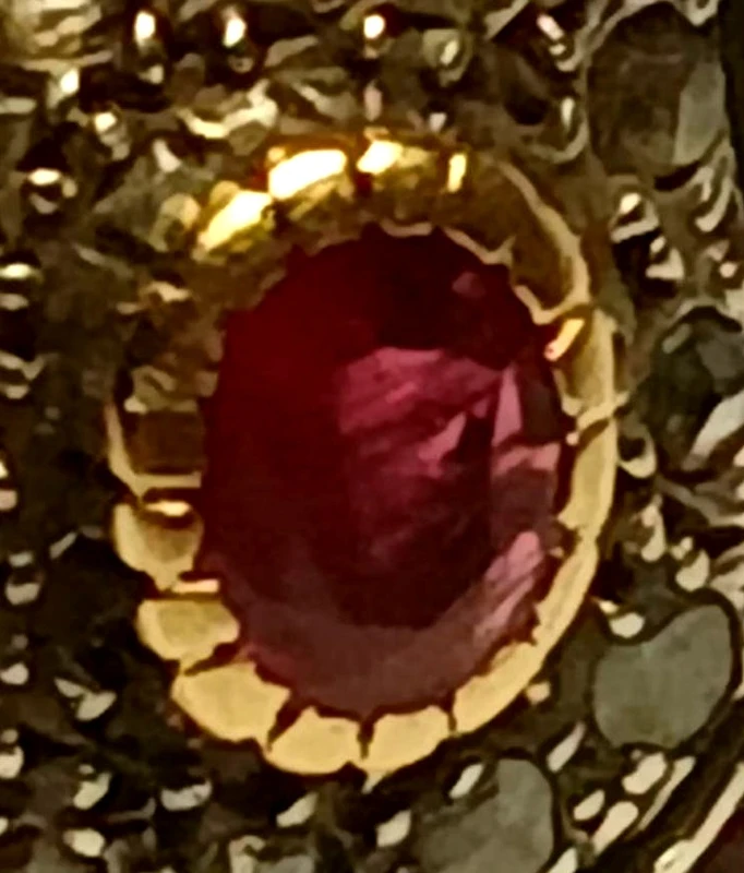  Gold and silver ring with a central ruby surrounded by rubies and diamond roses. Sicily 