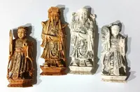 Échiquier en ivoire finement sculpté. Fabriqué en Chine pour le marché européen à la fin du XIXe siècle. 