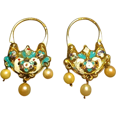 Rare "basket-shaped" good-luck earrings made of gold and enamel. Sicily, between the 18th and 19th centuries.