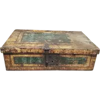 Antique 18th-Century Lacquered Wooden Box from Tuscany