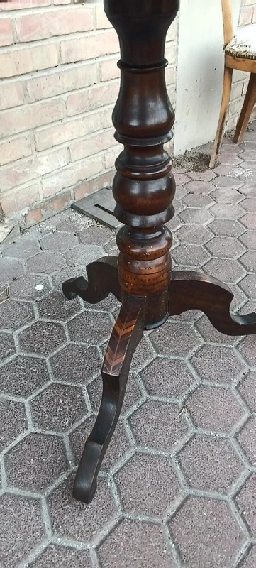 Antique inlaid coffee table, checkers, chess, Italy, 19th century