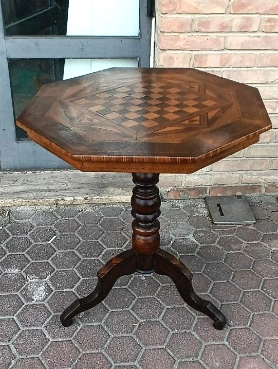Antique inlaid coffee table, checkers, chess, Italy, 19th century