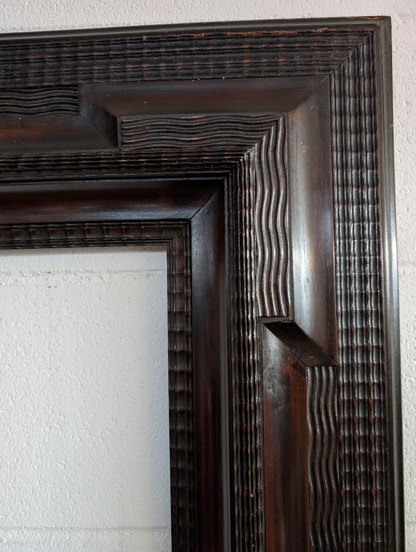 Cornice Guilloché – Italia, Primo Novecento