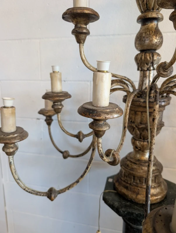 Antique fifteen-light church candelabrum made of gilded wood – Tuscany, late 18th century.