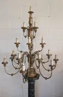 Antique fifteen-light church candelabrum made of gilded wood – Tuscany, late 18th century.