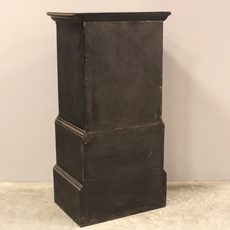 Antique 19th-century chest-style safe